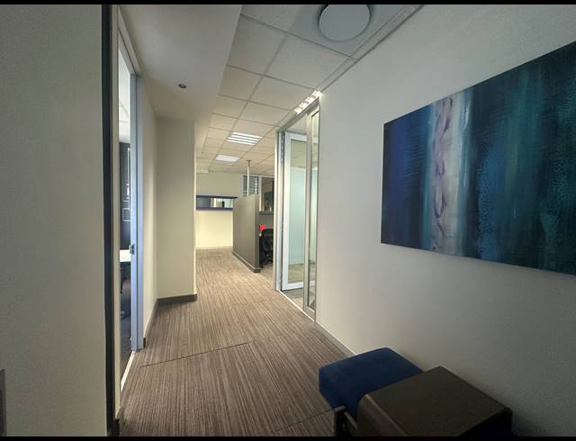 412M² OFFICE TO LET IN SANDTON CENTRAL